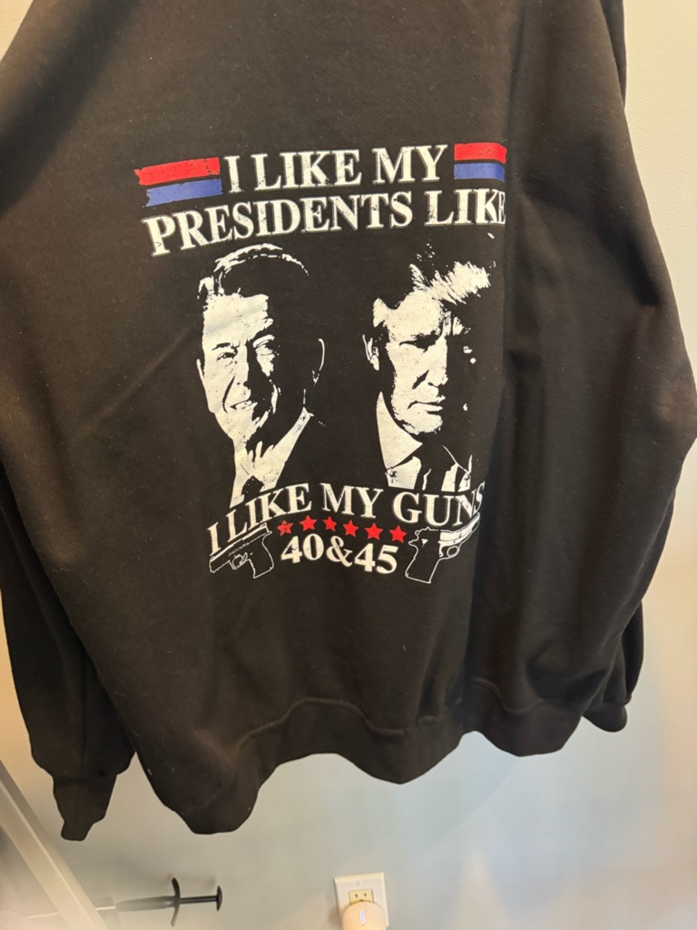 Men's Black Graphic Pullover Sweater - Patriotic Presidents & Guns Design
